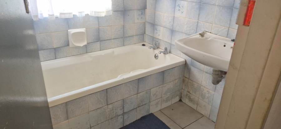 3 Bedroom Property for Sale in Clairewood Western Cape
